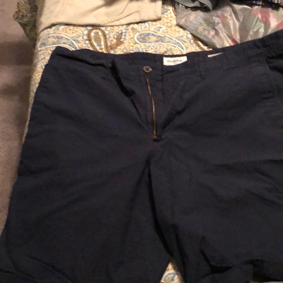 Short - Picture 2 of 5